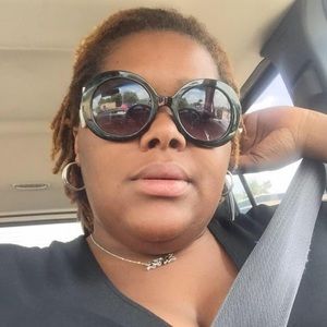 Meet your Posher, Dann